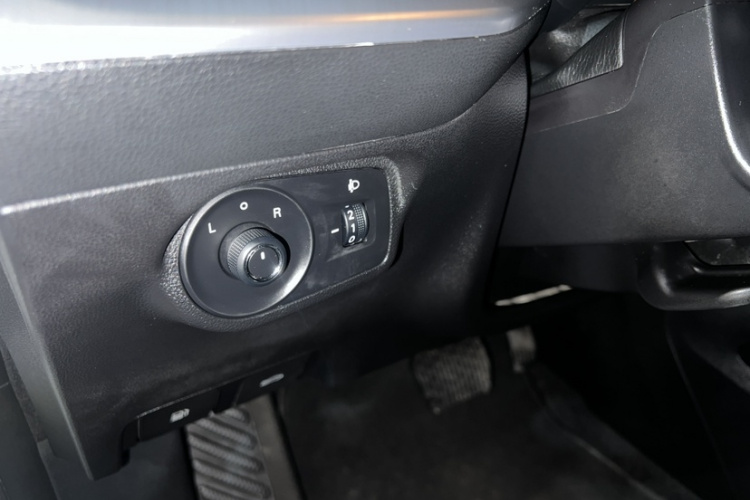 MG 5 2021 car image #17