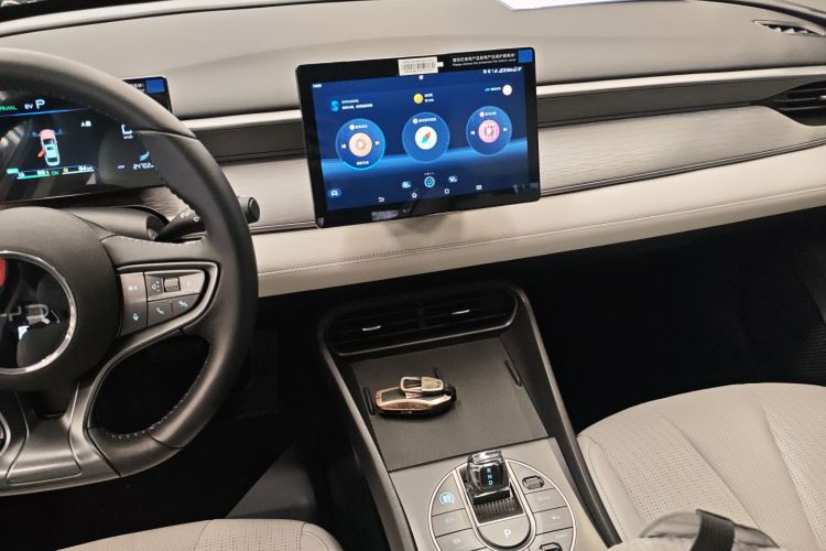 BYD Seal 05 DM-i 2025 #17 BYD Seal 05 DM-i 2025 car image #17