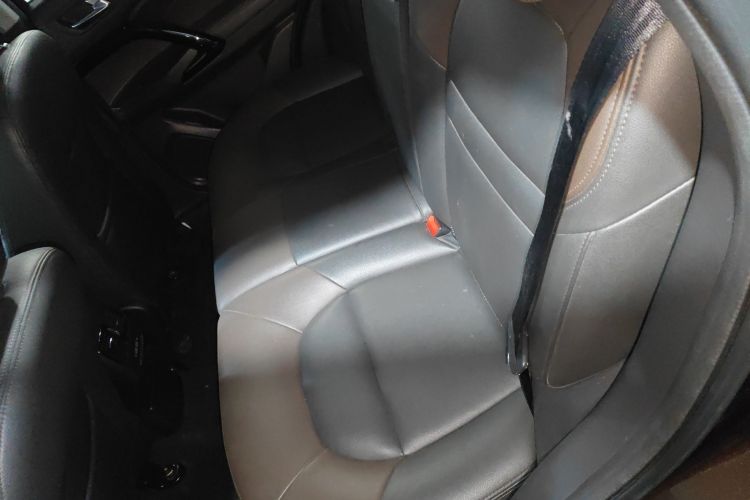 GAC Trumpchi GS4 2017 #17 GAC Trumpchi GS4 2017 car image #17