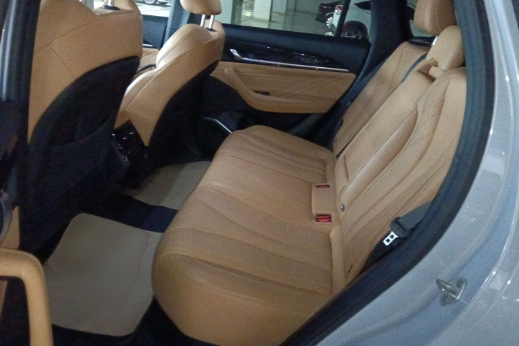 GEELY Monjaro EREV 2023 car image #17