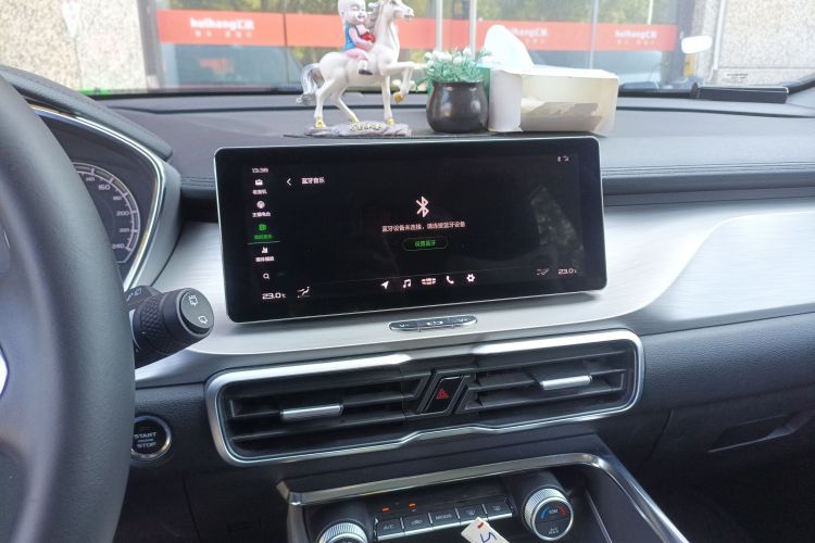 GEELY Coolray 2019 #17 GEELY Coolray 2019 car image #17