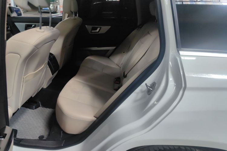 Mercedes-Benz GLK Class 2015 immagine di auto #17