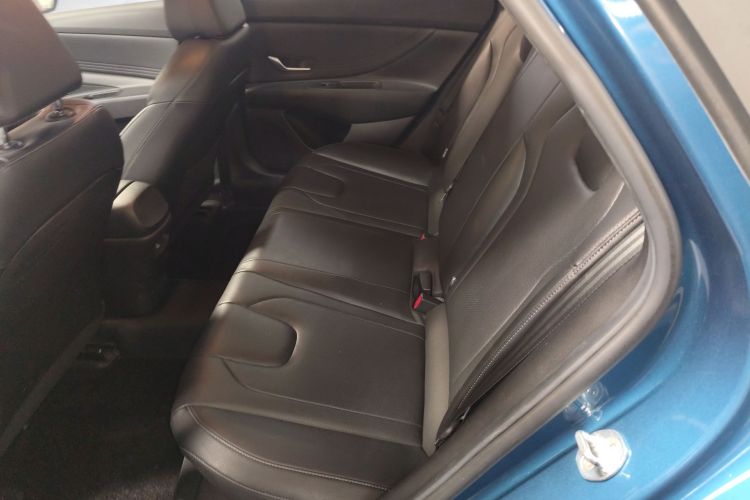 Hyundai Elantra 2020 car image #17