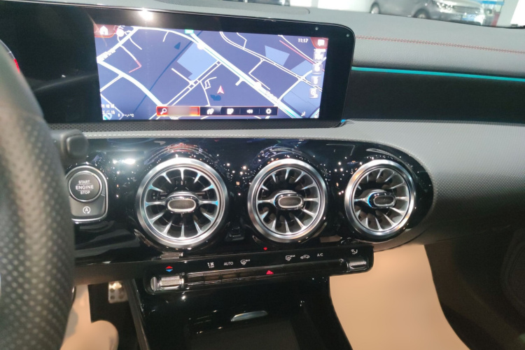 Mercedes-Benz CLA Class (Imported) 2023 #17 Mercedes-Benz CLA Class (Imported) 2023 car image #17