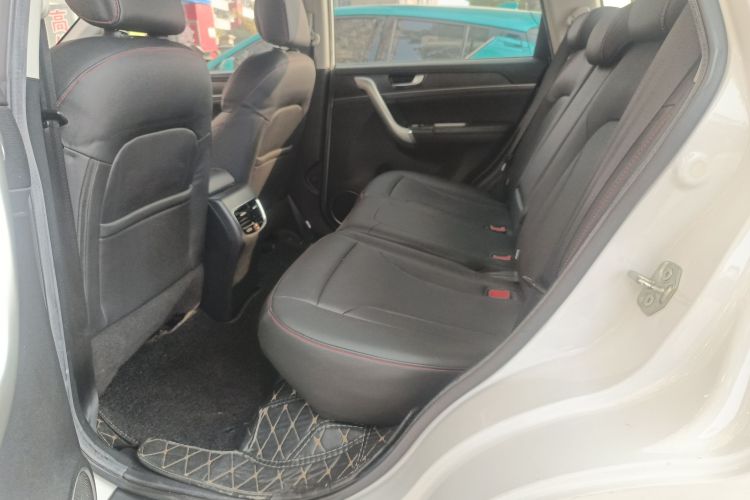 Haval M6 2018 #17 Haval M6 2018 car image #17