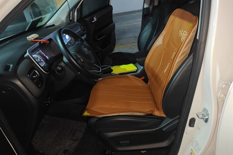 GAC Trumpchi GS3 2023 car image #17