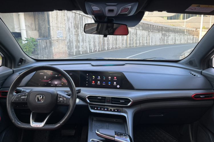 Changan UNI-T 2020 car image #17