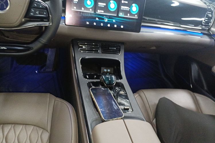BYD Han 2021 car image #17