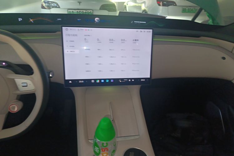 MI YU7 2025 #17 MI YU7 2025 صورة سيارة #17