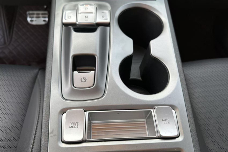 Hyundai Kona EV 2021 #17 Hyundai Kona EV 2021 car image #17