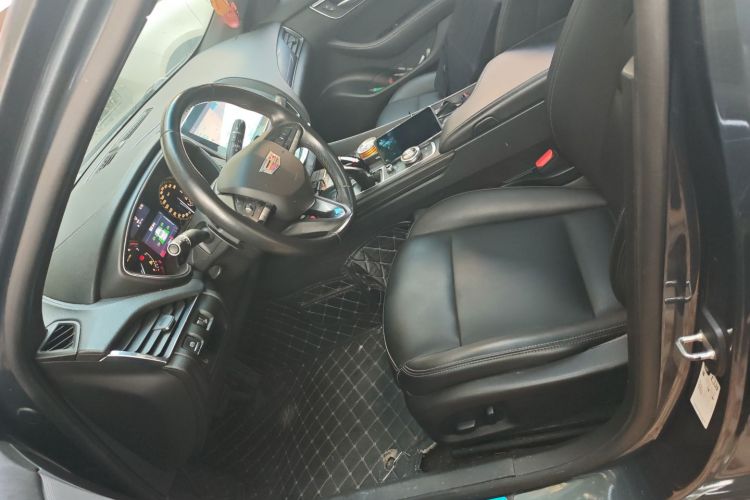 2020 car image #17