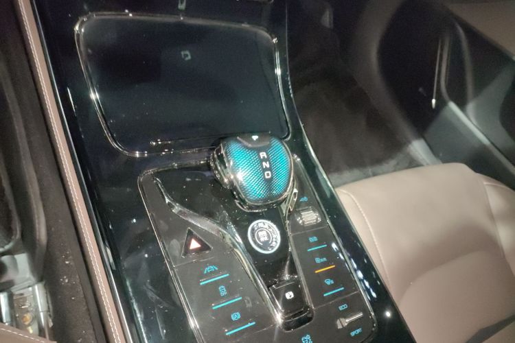 BYD Han 2021 car image #17