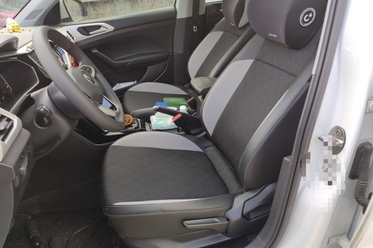 Tacqua 2021 car image #17