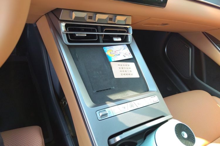 BYD HanL 2025 car image #17