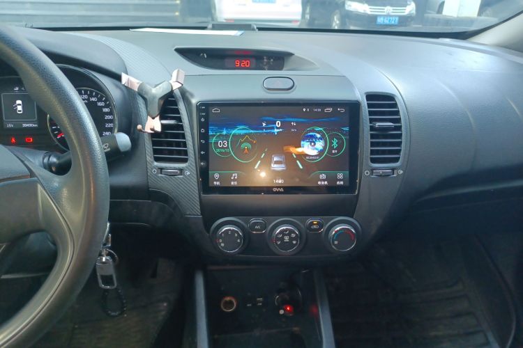 Kia K3 2018 car image #17