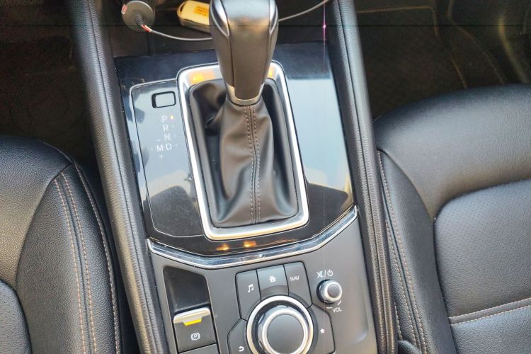 Mazda CX-5 2020 car image #17