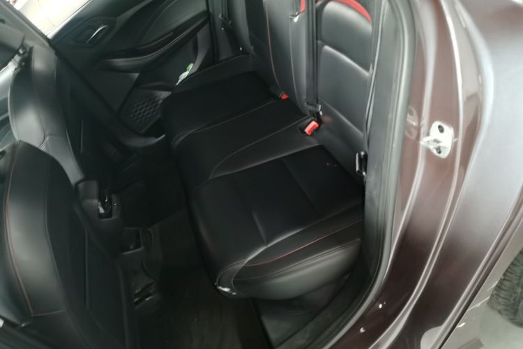 MG 5 2021 imagen de coche #17