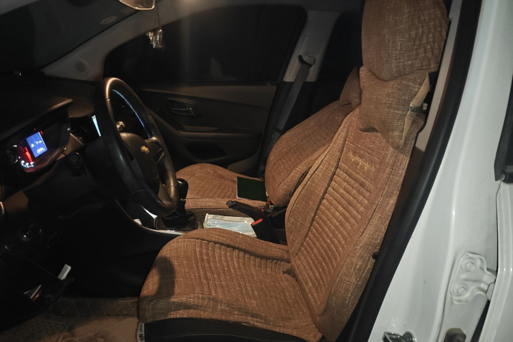 Chevrolet Tracker 2018 car image #17