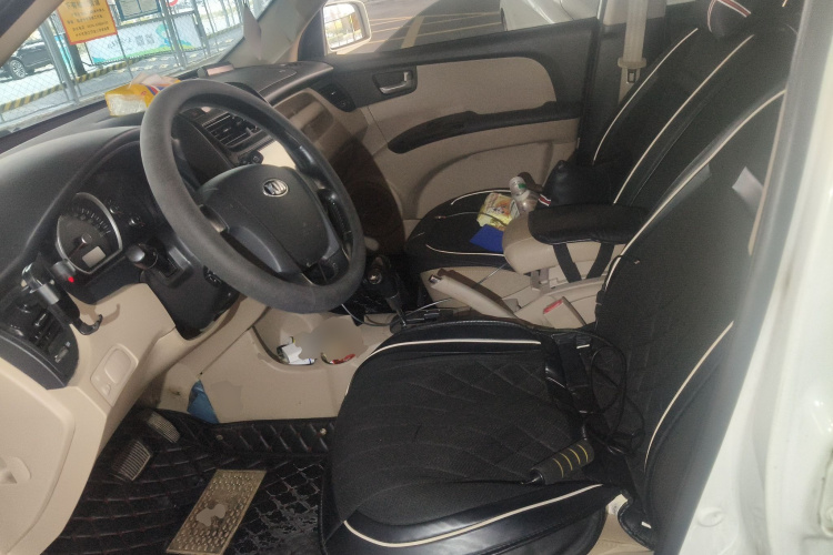 起亚 狮跑 2016 汽车图片 #17