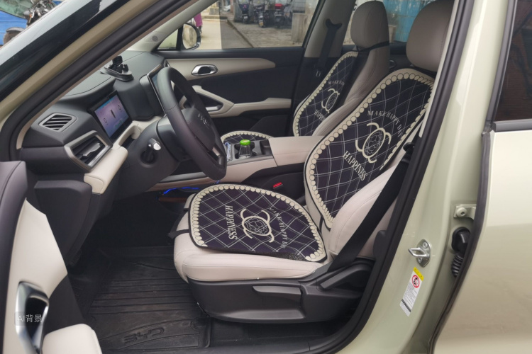 BYD YuanUP 2025 car image #17