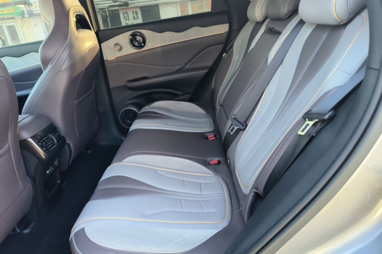 BYD Frigate 07 2023 #17 BYD Frigate 07 2023 car image #17