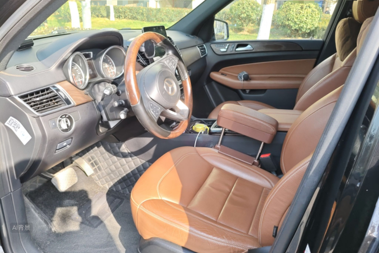 Mercedes-Benz GLS Class 2017 car image #17