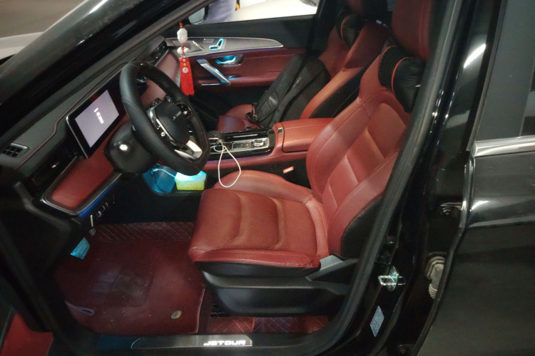 X70 PLUS 2022 car image #17
