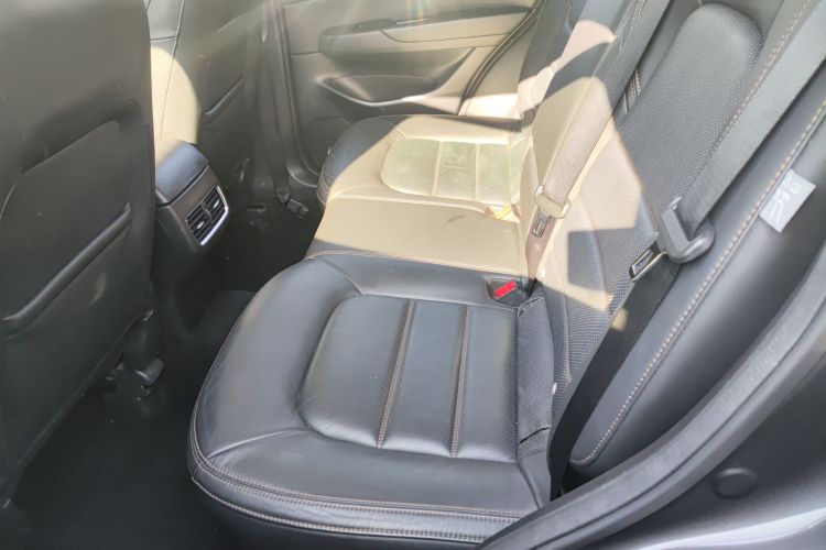 Mazda CX-5 2019 car image #17