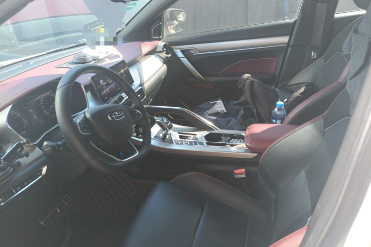 GEELY Coolray 2020 #17 GEELY Coolray 2020 car image #17