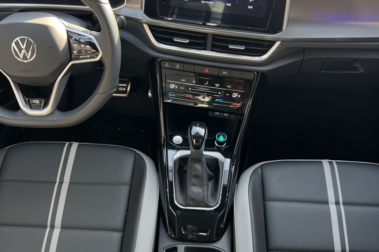 T-Roc 2024 #17 T-Roc 2024 immagine di auto #17