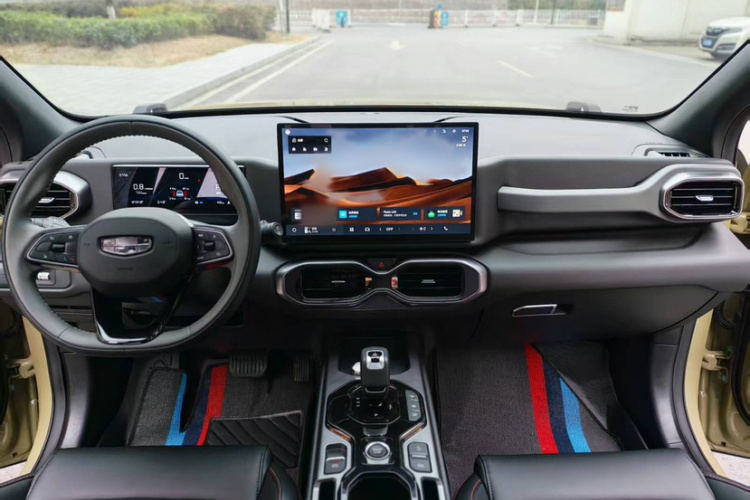 GEELY Cowboy 2025 car image #17