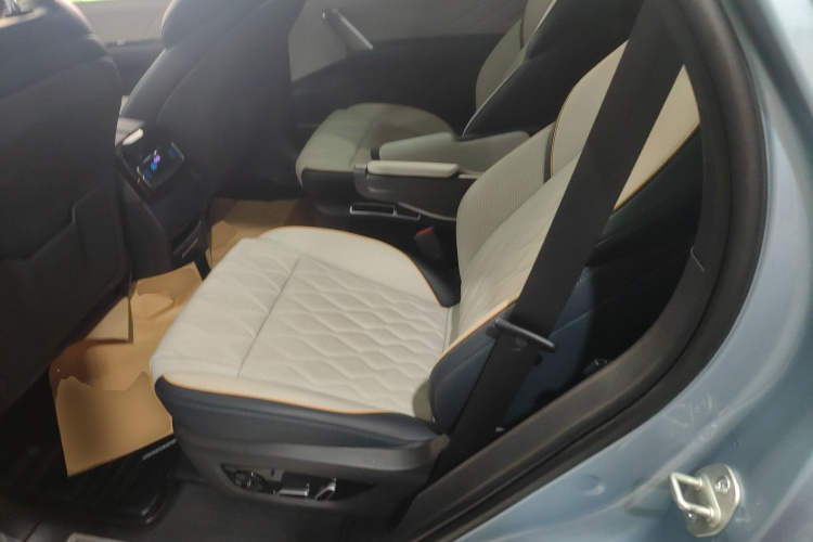 BYD Tang New Energy 2023 #17 BYD Tang New Energy 2023 car image #17