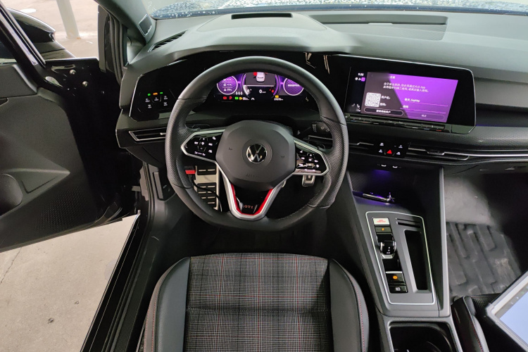 Volkswagen GolfGTI 2023 car image #17