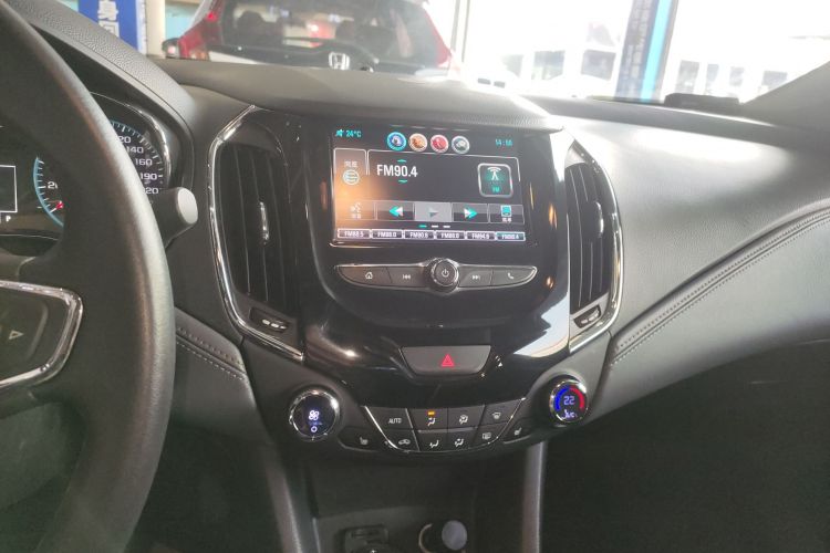 Chevrolet Cruze 2016 car image #17