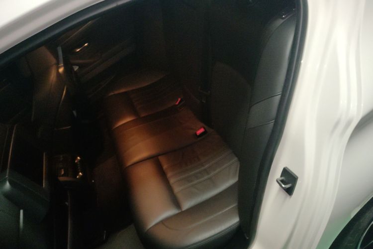 BMW M5 2014 #17 BMW M5 2014 car image #17