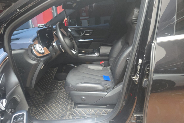 Mercedes-Benz EQE SUV 2023 #17 Mercedes-Benz EQE SUV 2023 car image #17