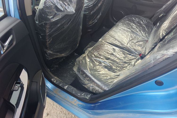 BYD e5 2022 car image #17