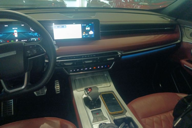 Jetour X70 PLUS 2023 #17 Jetour X70 PLUS 2023 car image #17