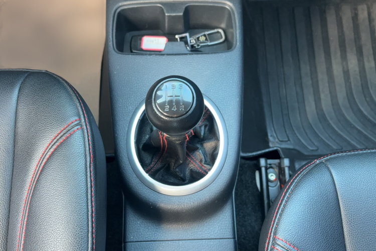 铃木 天语 SX4 2016 汽车图片 #17