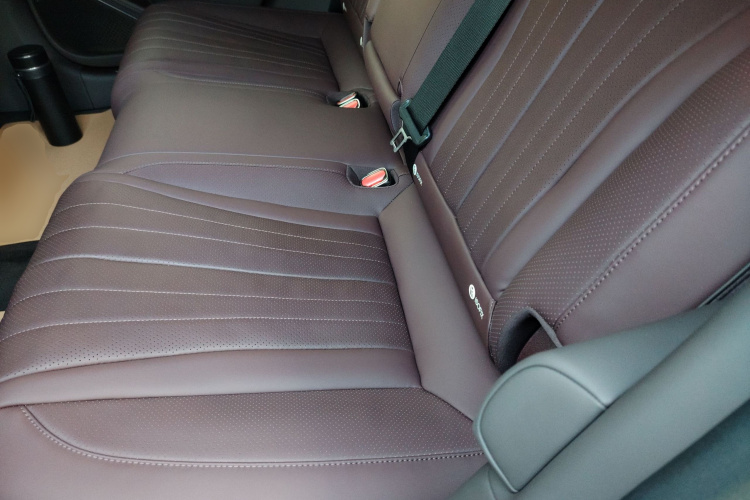 Denza Z9GT 2024 car image #17