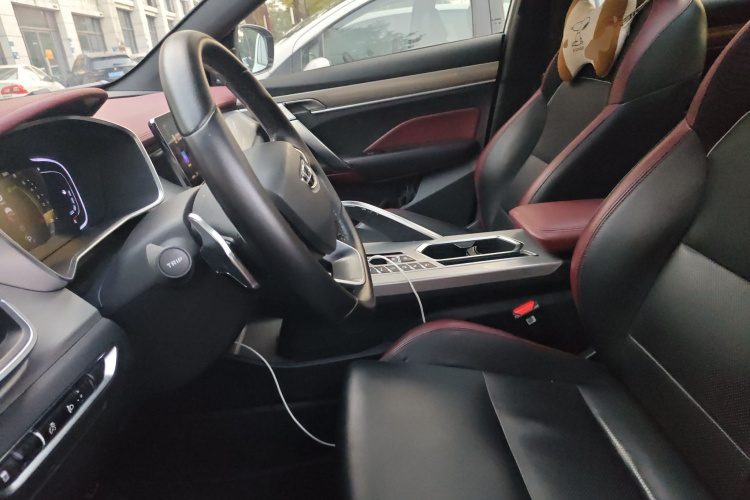 GEELY Coolray 2019 car image #17