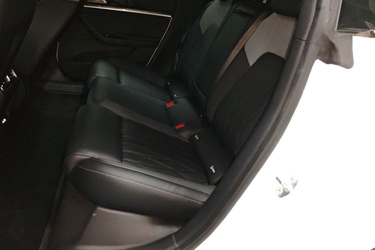 哪吒汽车 哪吒S猎装 2025 #17 哪吒汽车 哪吒S猎装 2025 汽车图片 #17