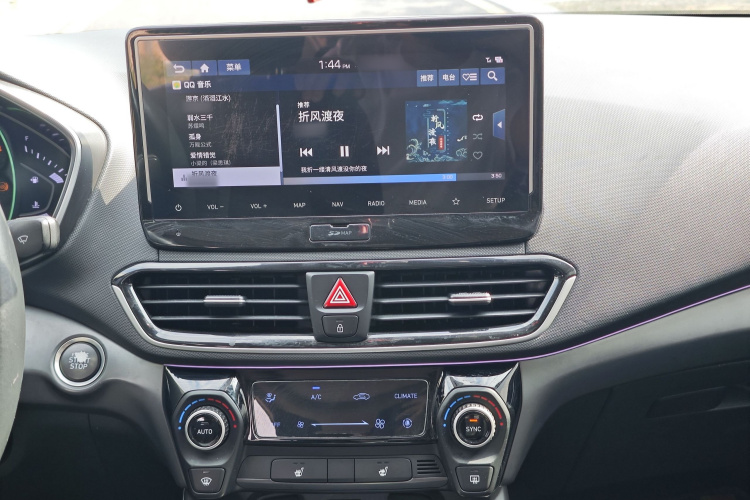 Hyundai Lafesta 2019 car image #17