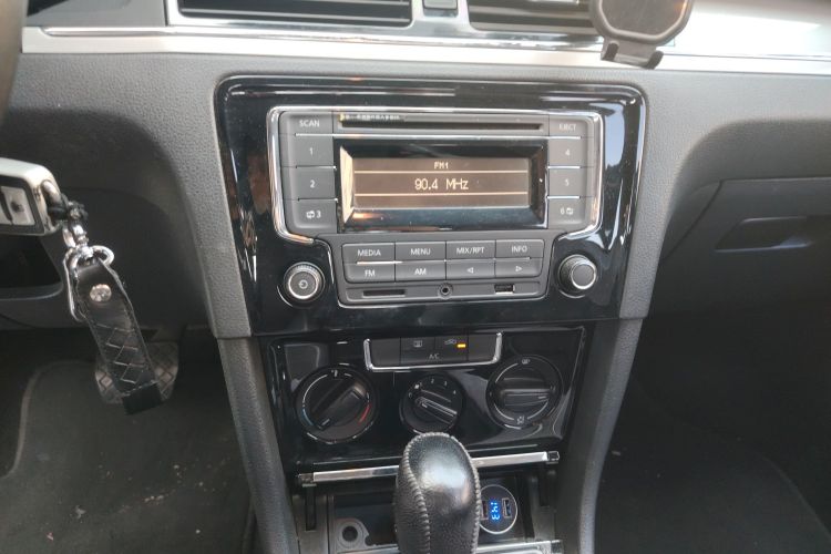 Volkswagen Bora 2016 immagine di auto #17