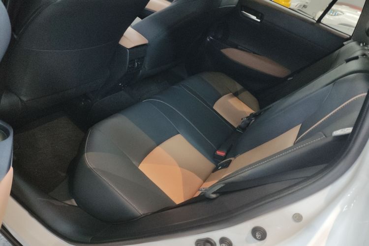 Toyota Frontlander 2023 #17 Toyota Frontlander 2023 immagine di auto #17