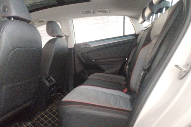 Volkswagen Tiguan X 2021 car image #17