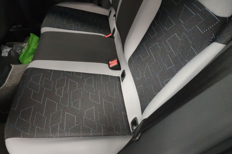 VS5 2025 car image #17