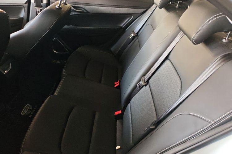 GEELY Emgrand 2022 #17 GEELY Emgrand 2022 car image #17