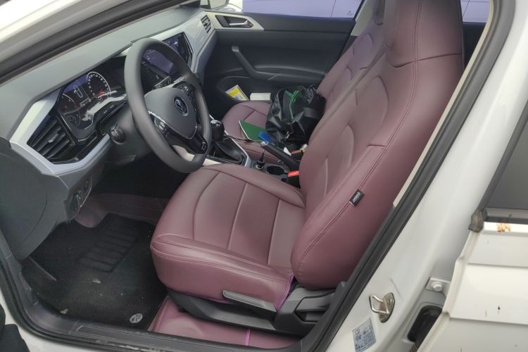 Polo 2021 car image #17