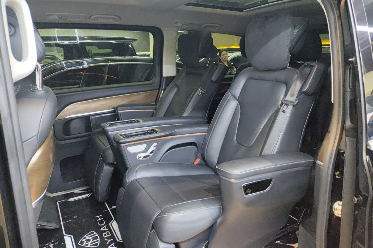 Mercedes-Benz V Class 2022 #17 Mercedes-Benz V Class 2022 car image #17